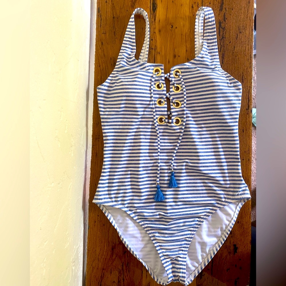 Cremieux women’s large blue and white striped one piece bathsing suit. Tassels